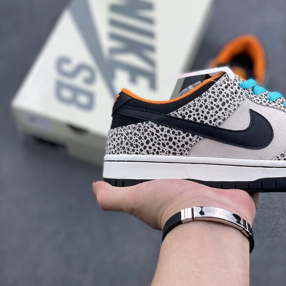 Nike SB Dunk Low Olympics Safari - Picture 5 of 9